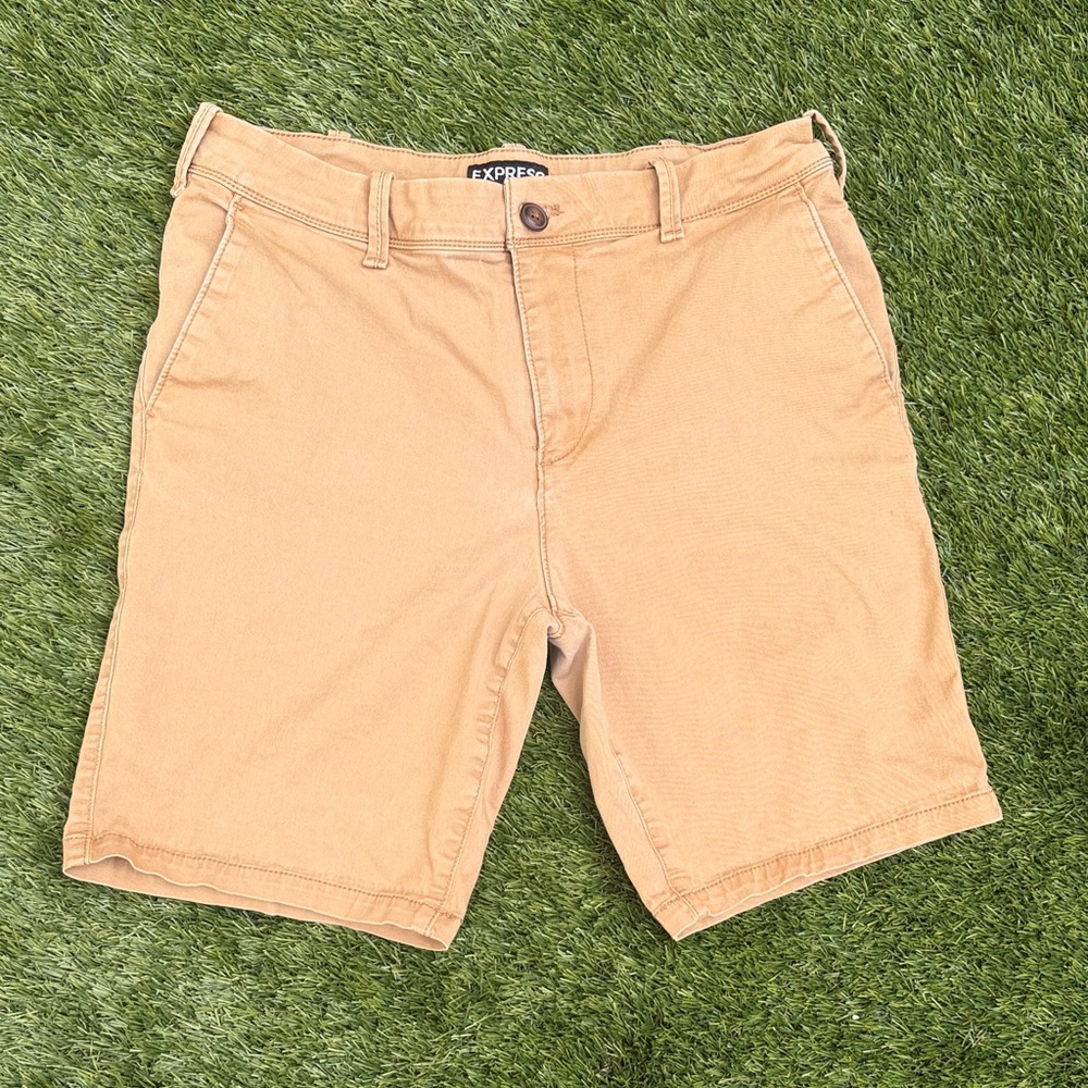 Express Men’s Tan Chino Shorts Size 30 Casual Flat Front